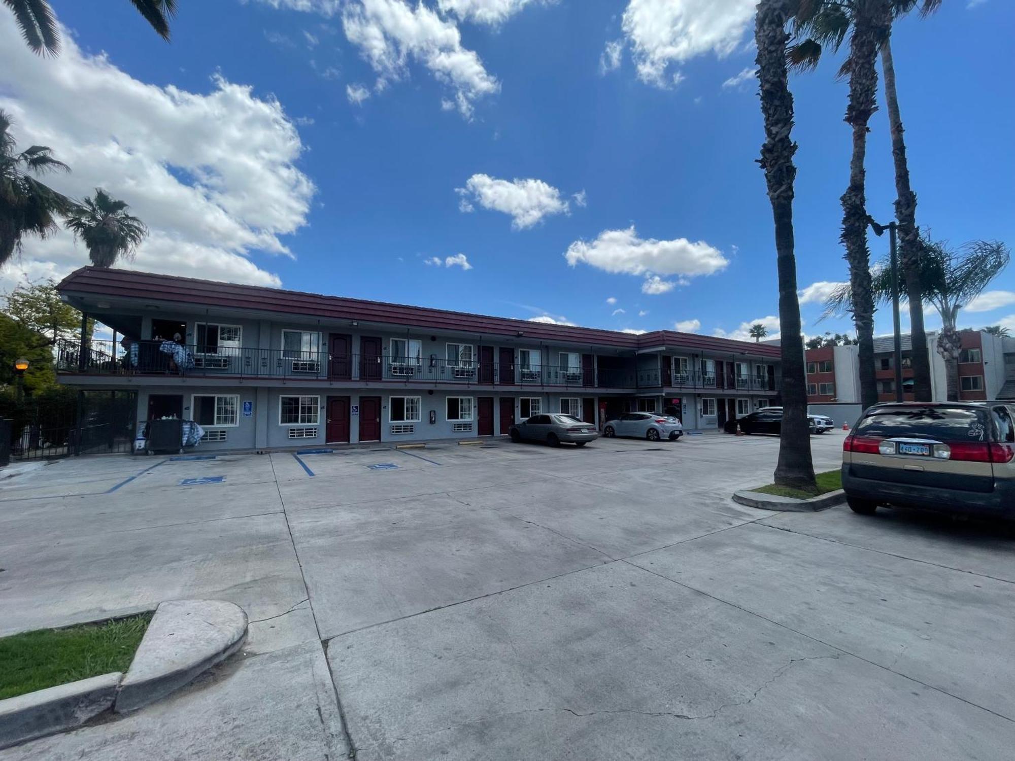 Simplestay Suites - Downtown San Bernardino Exterior foto